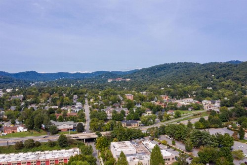 Renaissance Asheville Hotel - image 25