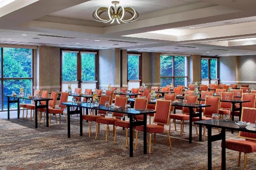 Renaissance Asheville Hotel - image 49