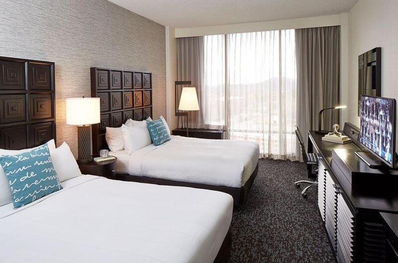 Renaissance Asheville Hotel - image 6