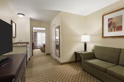 Country Inn & Suites by Radisson Asheville at Asheville Outlet Mall NC - image 29