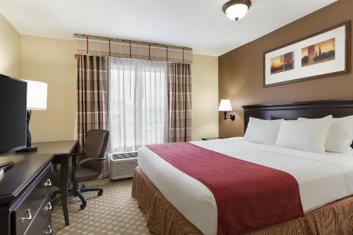 Country Inn & Suites by Radisson Asheville at Asheville Outlet Mall NC - image 36