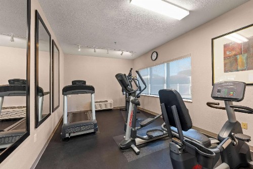 Country Inn & Suites by Radisson Asheville at Asheville Outlet Mall NC - image 40