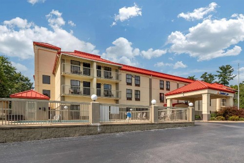 Comfort Inn Asheville Biltmore West - image 2