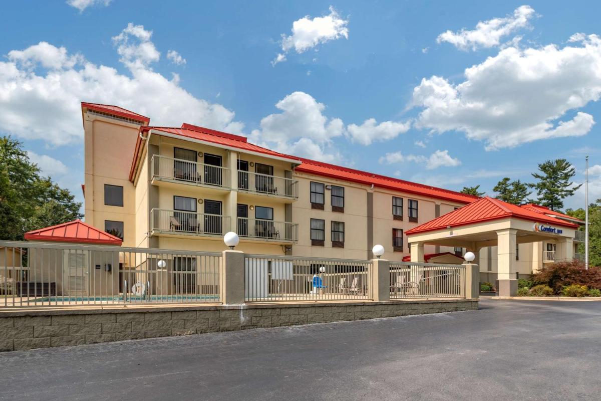 Comfort Inn Asheville Biltmore West - image 2