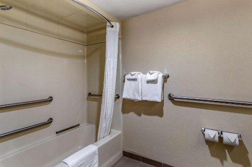 Comfort Inn Asheville Biltmore West - image 8
