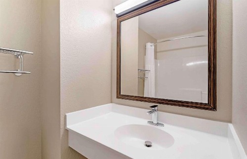 Extended Stay America Suites - Asheville - Tunnel Rd - image 13