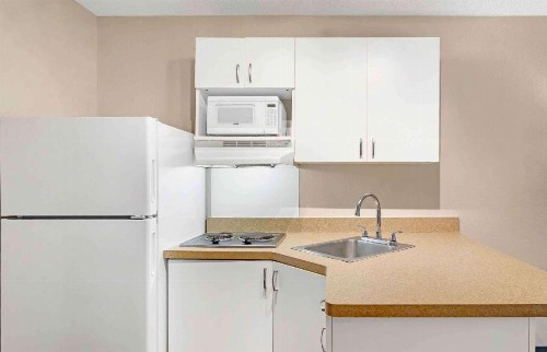 Extended Stay America Suites - Asheville - Tunnel Rd - image 22