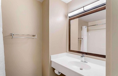 Extended Stay America Suites - Asheville - Tunnel Rd - image 28
