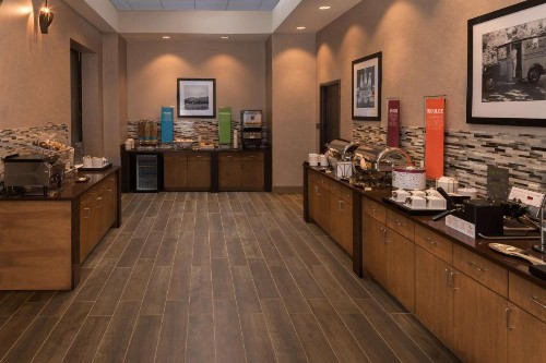 Hampton Inn & Suites-Asheville Biltmore Village NC - image 18