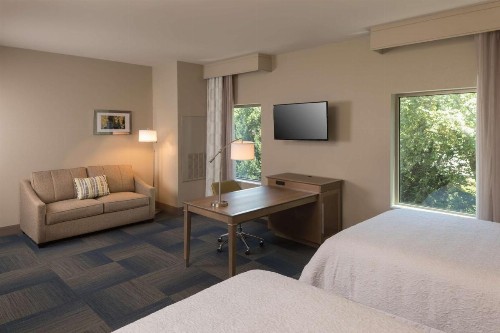 Hampton Inn & Suites-Asheville Biltmore Village NC - image 39