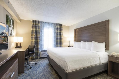 Country Inn & Suites by Radisson Asheville Downtown Tunnel Road NC - image 50