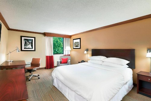 Four Points by Sheraton Asheville Downtown - image 6