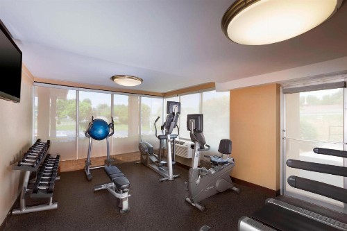 Four Points by Sheraton Asheville Downtown - image 7