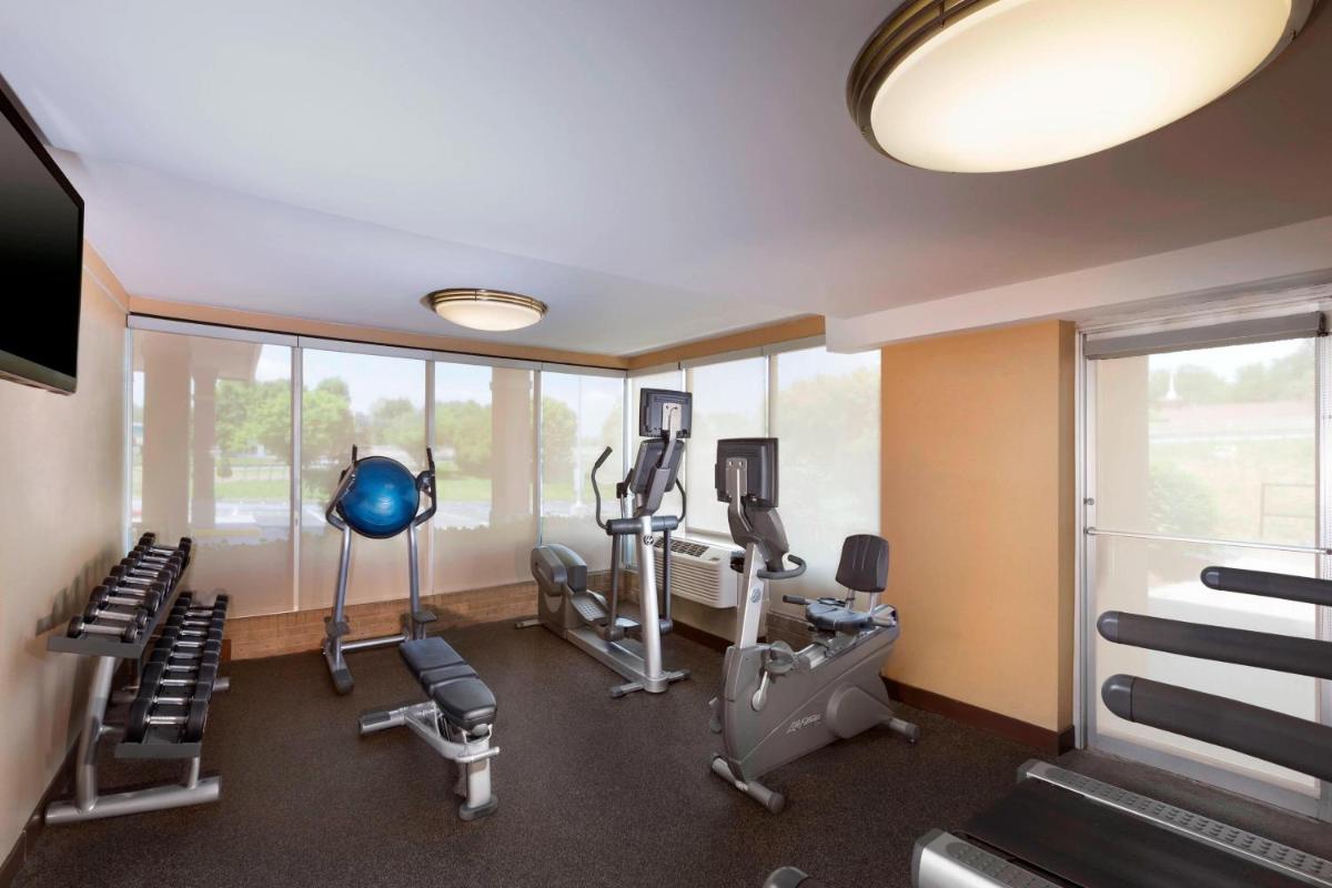 Four Points by Sheraton Asheville Downtown - image 7