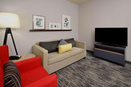 Country Inn & Suites by Radisson Asheville West - image 2