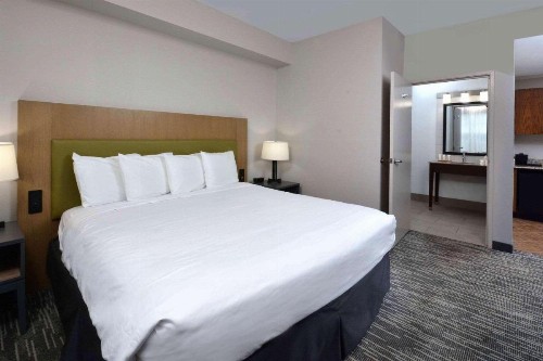 Country Inn & Suites by Radisson Asheville West - image 20