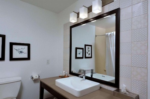 Country Inn & Suites by Radisson Asheville West - image 30