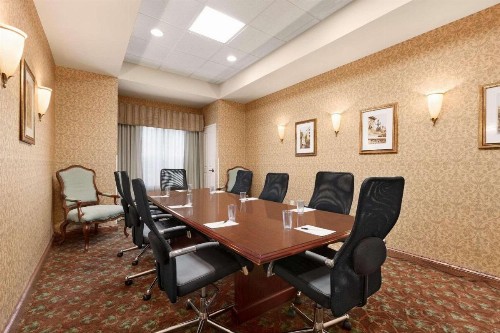 Country Inn & Suites by Radisson Asheville West - image 41