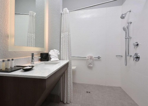 Brookstone Lodge near Biltmore Village Ascend Hotel Collection - image 13
