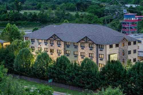 Brookstone Lodge near Biltmore Village Ascend Hotel Collection - image 14