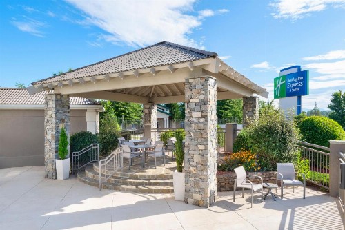 Holiday Inn Express & Suites Asheville SW - Outlet Ctr Area an IHG Hotel - image 18