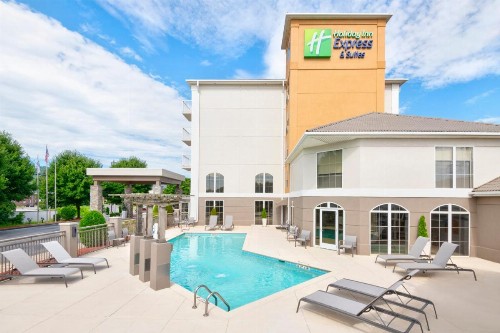 Holiday Inn Express & Suites Asheville SW - Outlet Ctr Area an IHG Hotel - image 30