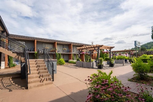 The Beaucatcher a Boutique Motel - image 6