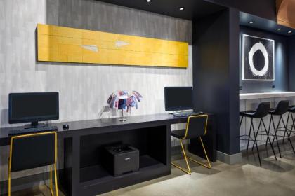 Aloft Asheville Downtown - image 9