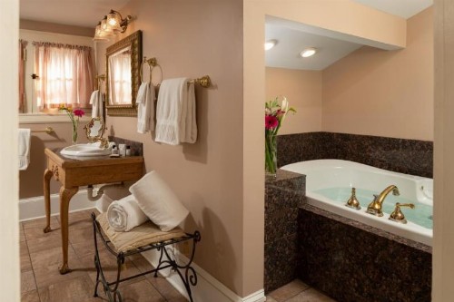 Albemarle Inn - Asheville - image 12
