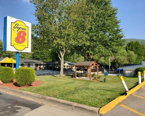 Super 8 Asheville