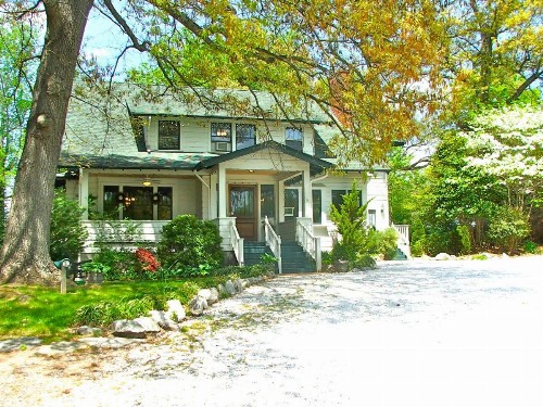 Oakland Cottage Bed and Breakfast - image 5