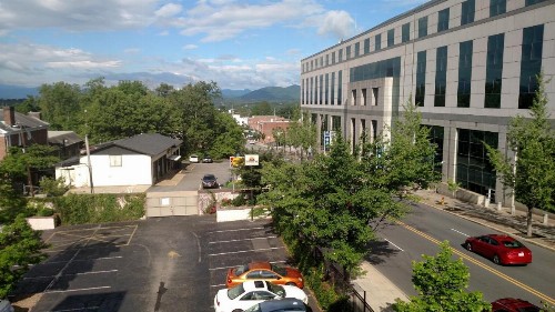 Downtown Inn - image 10
