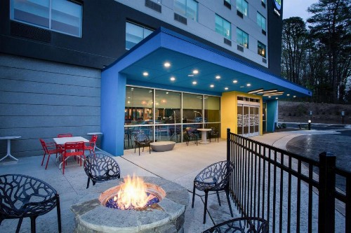 Tru By Hilton Asheville East NC - image 14
