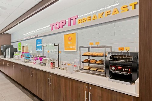 Tru By Hilton Asheville East NC - image 3
