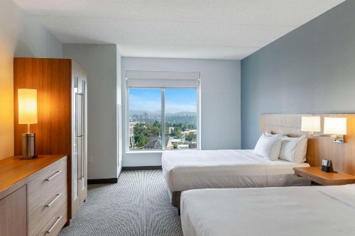DoubleTree by Hilton Asheville Downtown - image 34