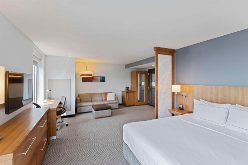 DoubleTree by Hilton Asheville Downtown - image 36