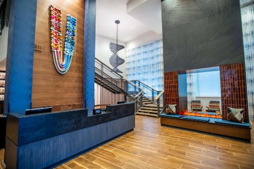 DoubleTree by Hilton Asheville Downtown - image 5