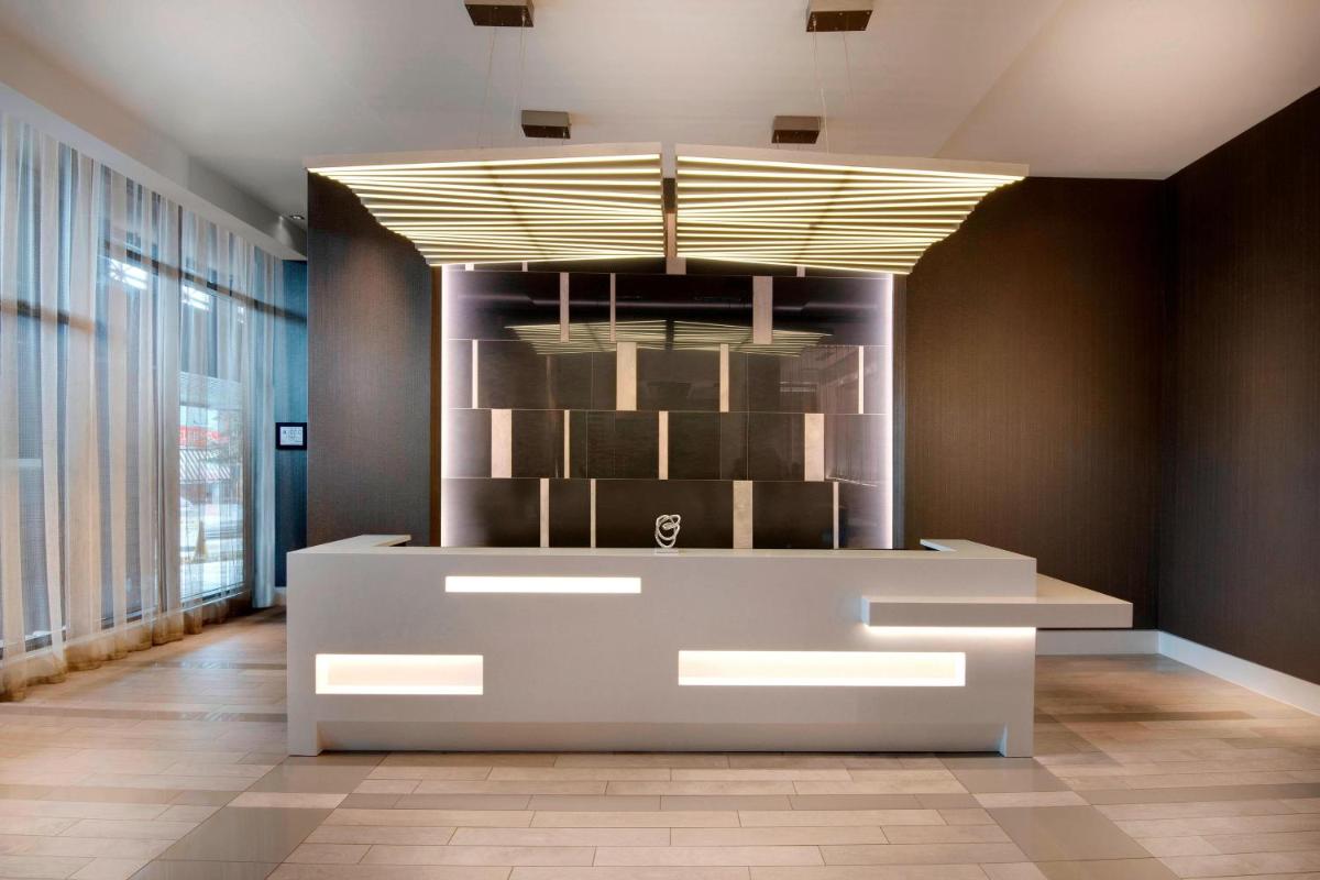 AC Hotel Asheville Downtown - image 3