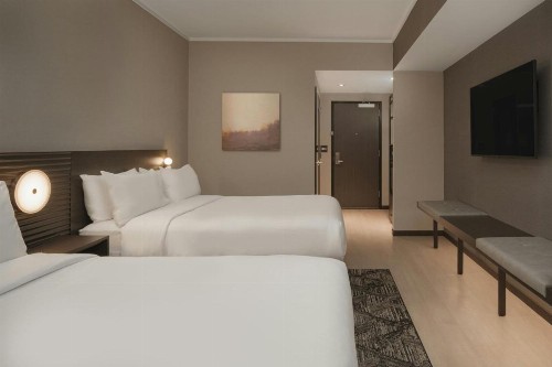 Holiday Inn Hotel & Suites - Asheville-Biltmore Vlg Area an IHG Hotel - image 2
