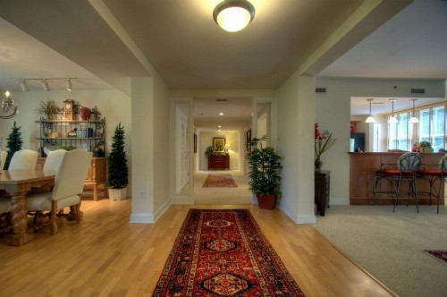 Biltmore Village Hideaway Condo - image 5