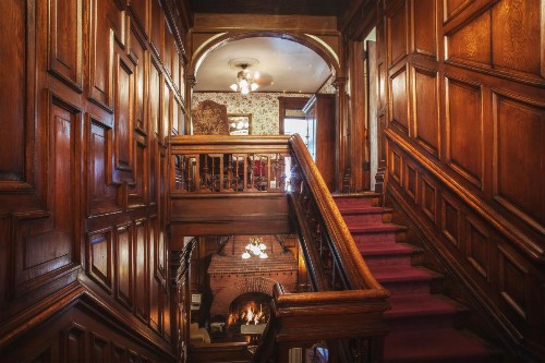 Cedar Crest Inn - image 29