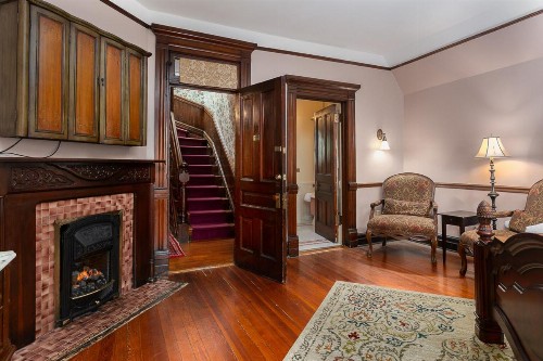 Cedar Crest Inn - image 5