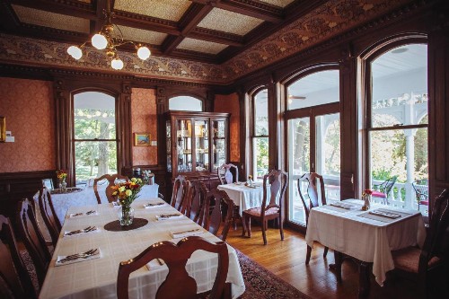 Cedar Crest Inn - image 8