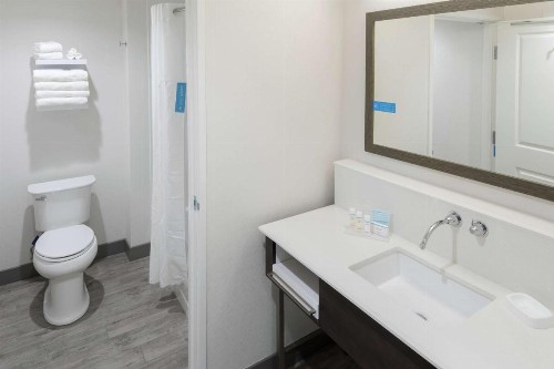 Hampton Inn & Suites Asheville Biltmore Area - image 33