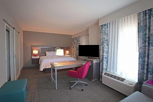 Hampton Inn & Suites Asheville Biltmore Area - image 38