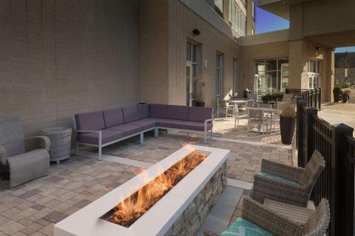 Hampton Inn & Suites Asheville Biltmore Area - image 4