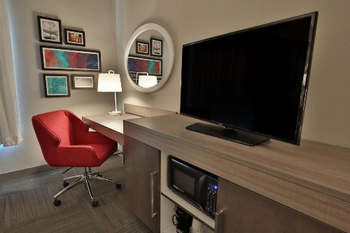 Hampton Inn & Suites Asheville Biltmore Area - image 41