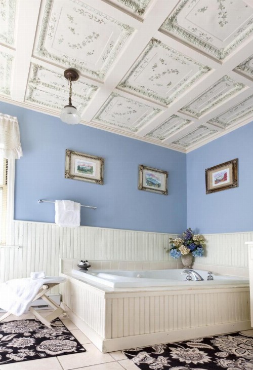 The Reynolds Mansion - image 12