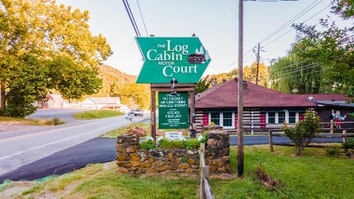 Log Cabin Motor Court - image 8