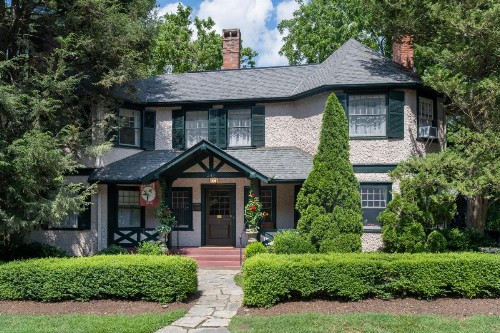 Pinecrest Bed & Breakfast - image 18